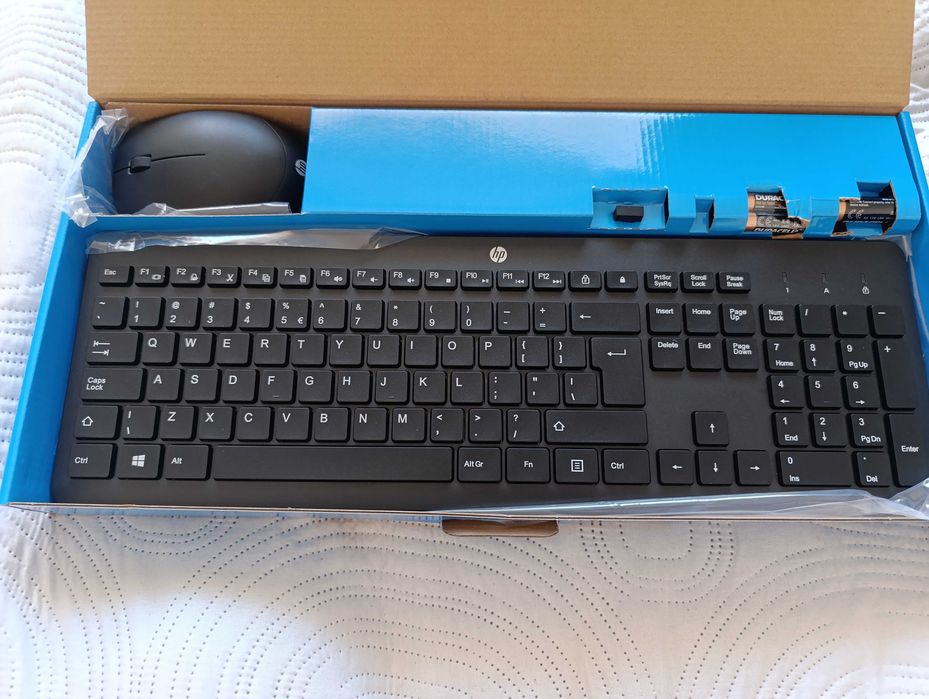 PC Dell Precision 3430 procesor i7 8th gen. 16 GB RAM, 512 SSD M2