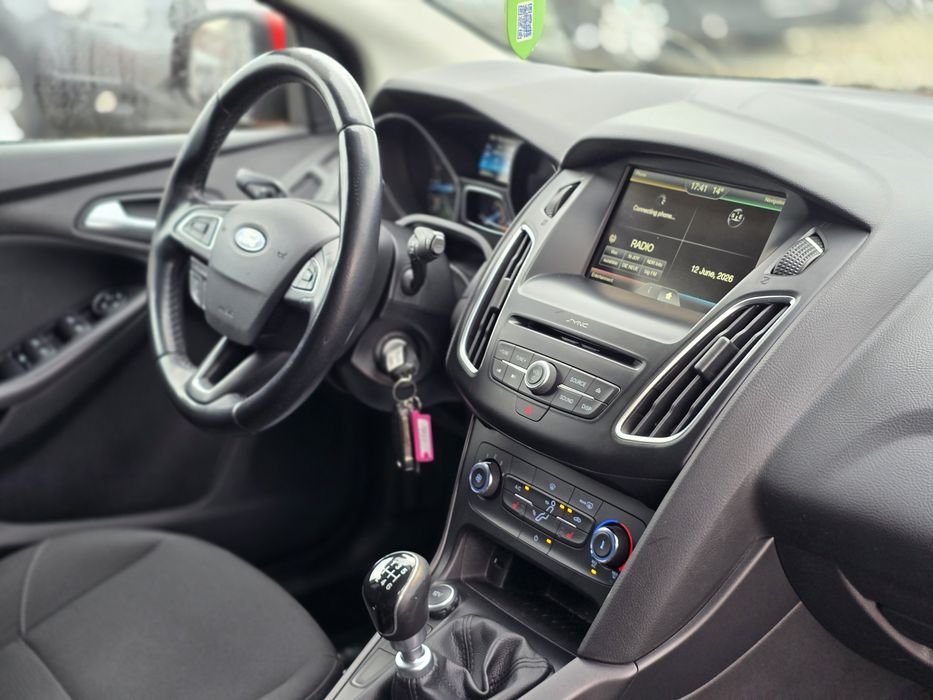 FORD Focus 2015 — imagine 5