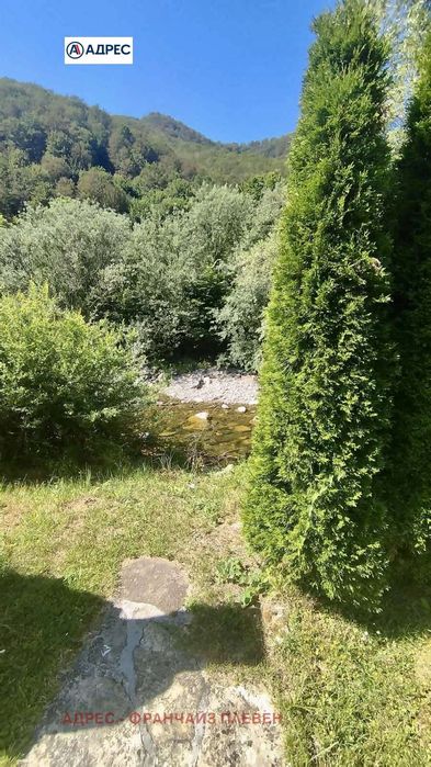 Хотел в Ловеч, област-с.Рибарица площ 457 цена 220000