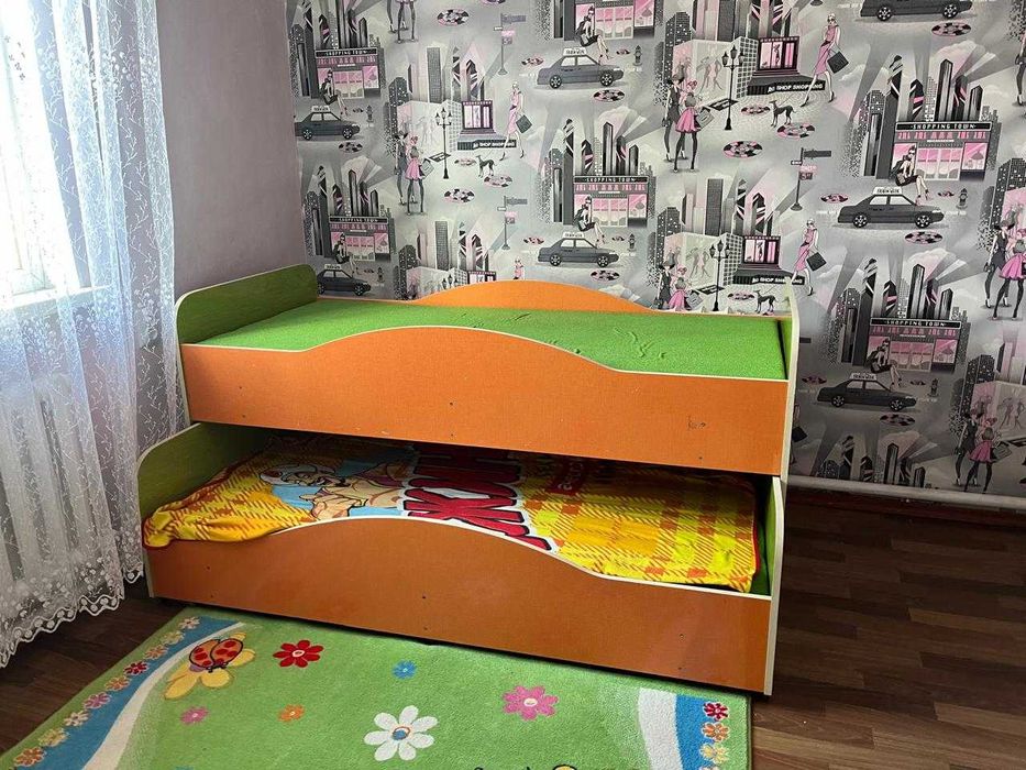 Кровать хорошем состоянии