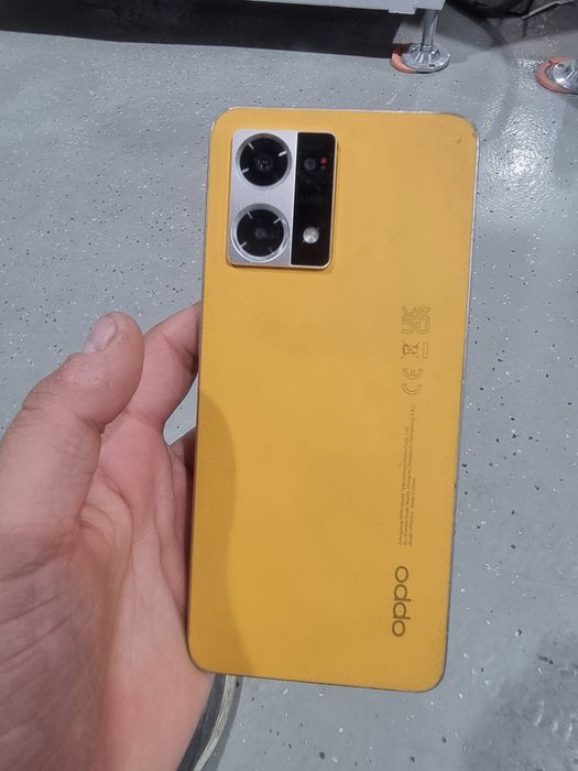 Oppo Reno 7 телефон