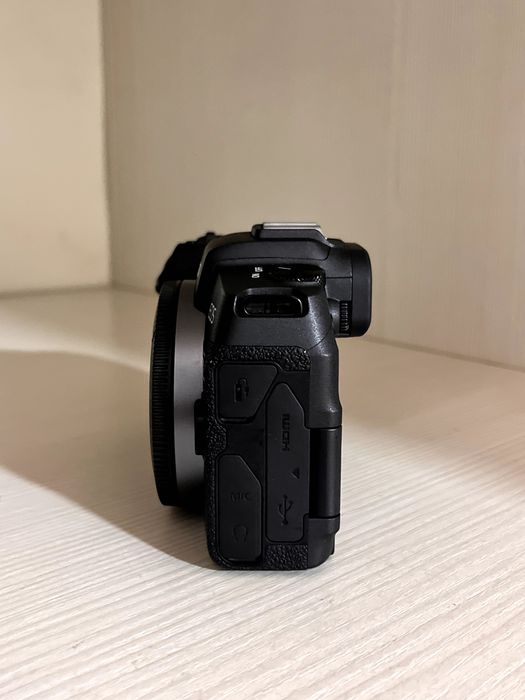 Продаю Canon EOS RP