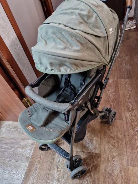 Коляска в хорошем состояни Jole  .