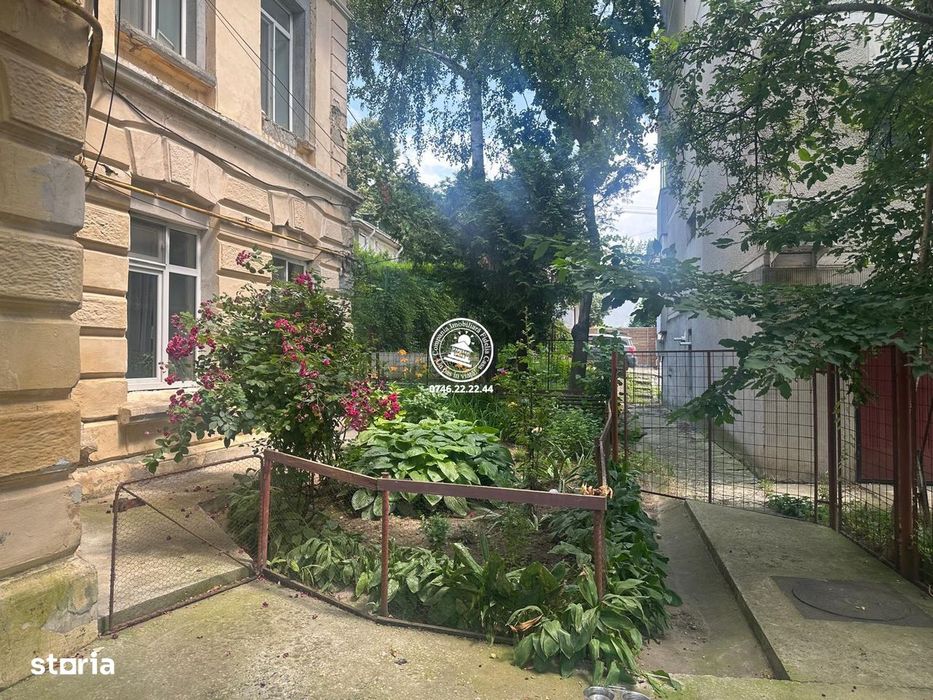 Apartament o camera de vanzare, Copou