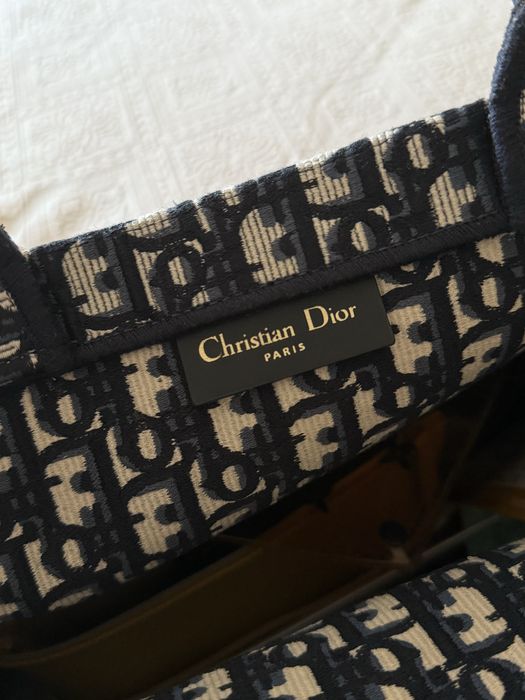 Продаю сумку Dior Book Tote