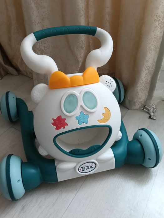 Ходунки-каталка для малышей