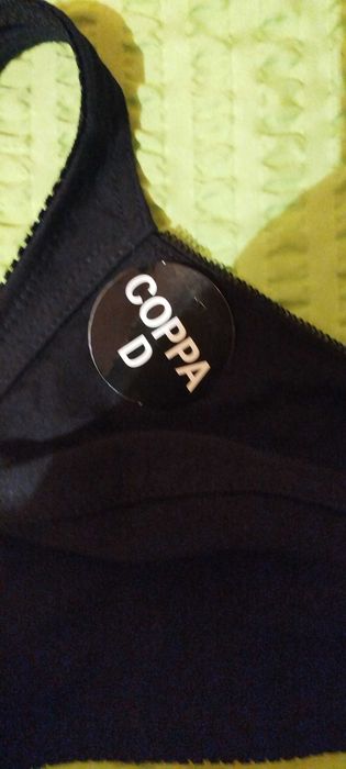 Sutien negru, nou, cupa D, de la Rosa Junio. Marimea: 90 D. Elastan!