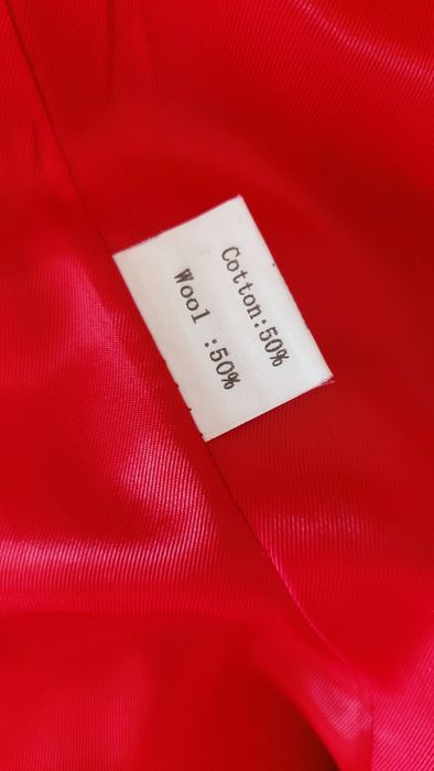 Продам пальто 46 размера