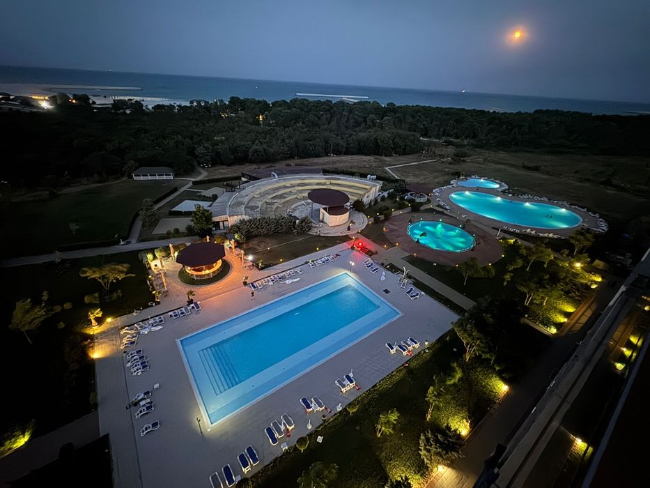 Particular inchiriez camera in Blaxy Resort Olimp