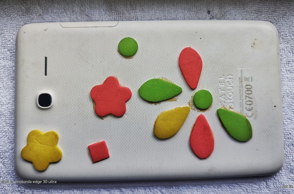 Alcatel ONE TOUCH Pixi 3 7'' 3G 9002X на части