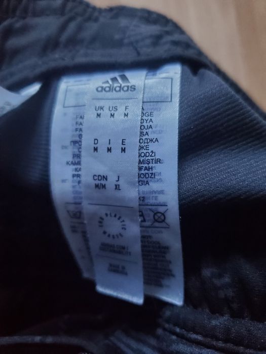 Оригинално долнище Adidas M