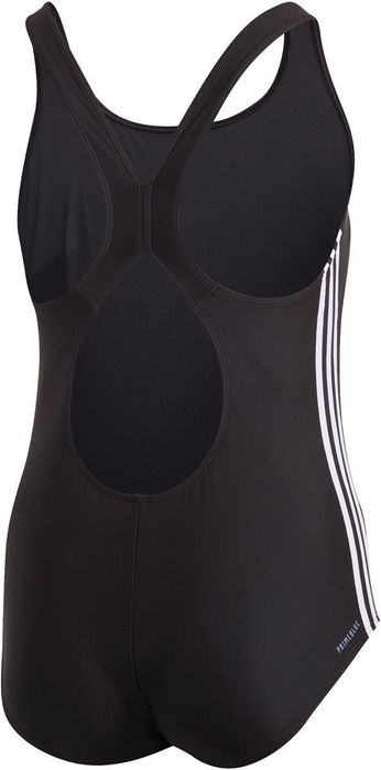 Чисто нов Adidas