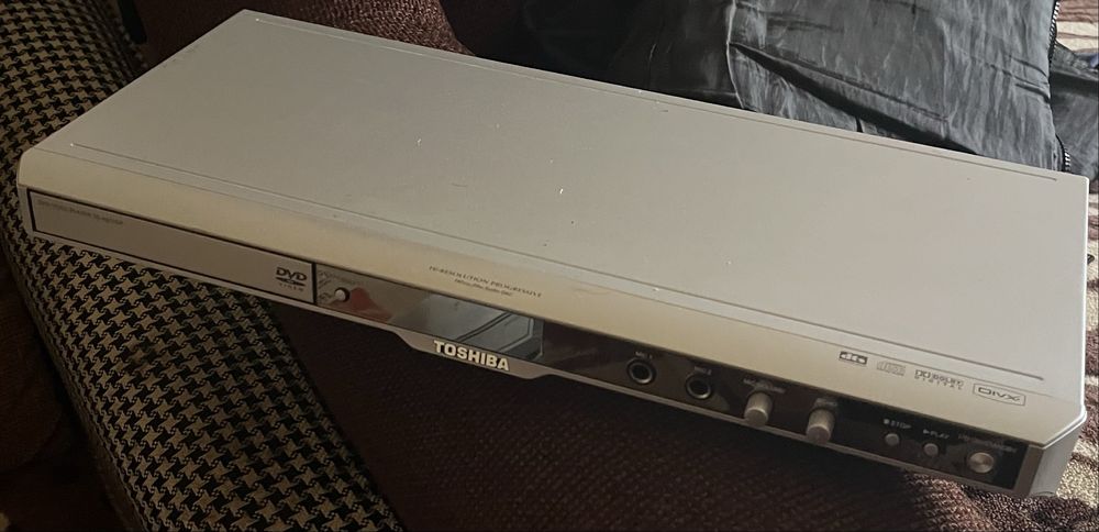 Video cu dvd player Toshiba