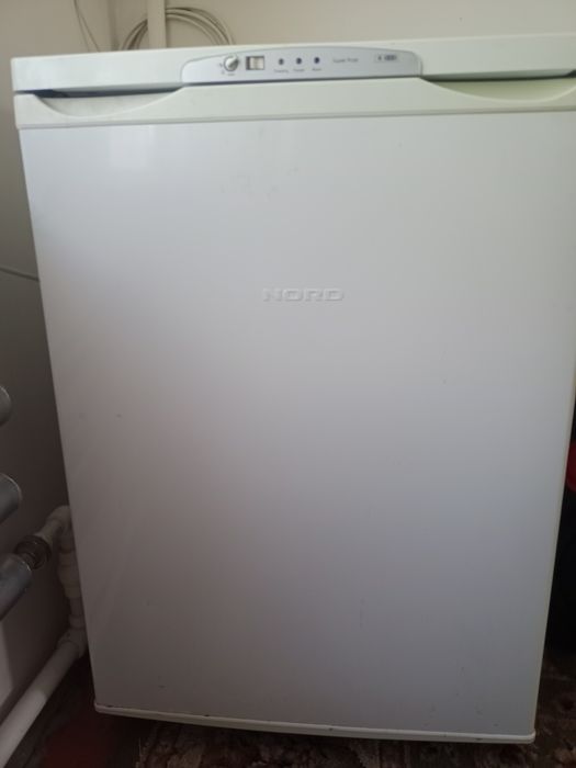 Продам морозильник