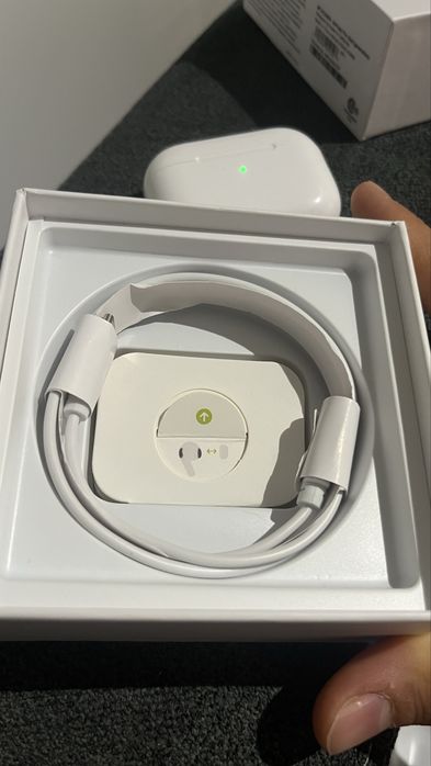 Air Pods pro 2 •generatia a 2-a•