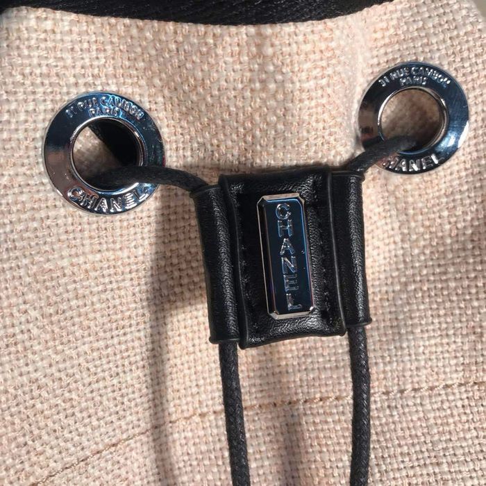 текстилна раница тип bucket bag на Chanel