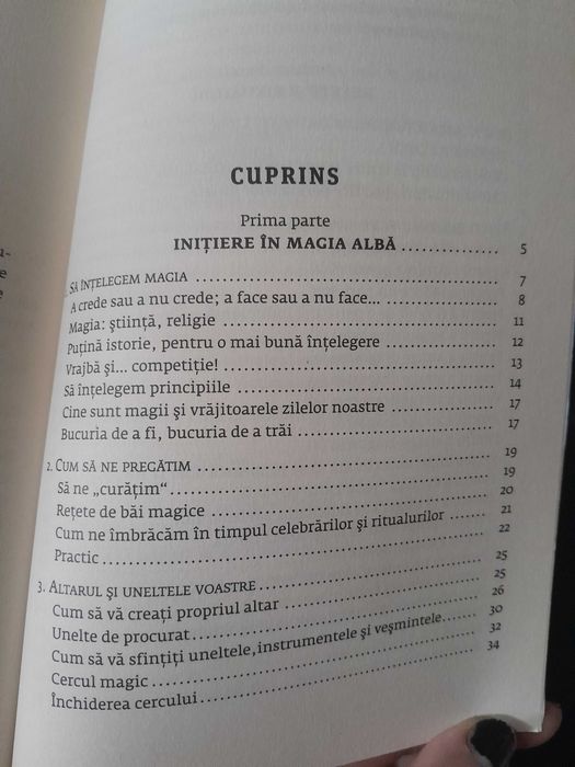 Rara, Carte de vraji MAGIA ALBA ritualuri,descantece,magie, SIGILATA