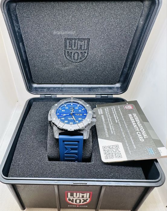 luminox Master Carbon SEAL Automatic 45 mm Military Dive *Navy Blue*