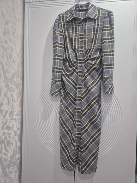 Продам платья в отличном состоянии.