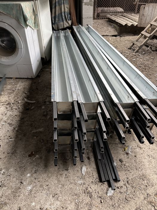 Matrite metalice stalpi de beton/ spalieri vie/ stalpi gard/ forme