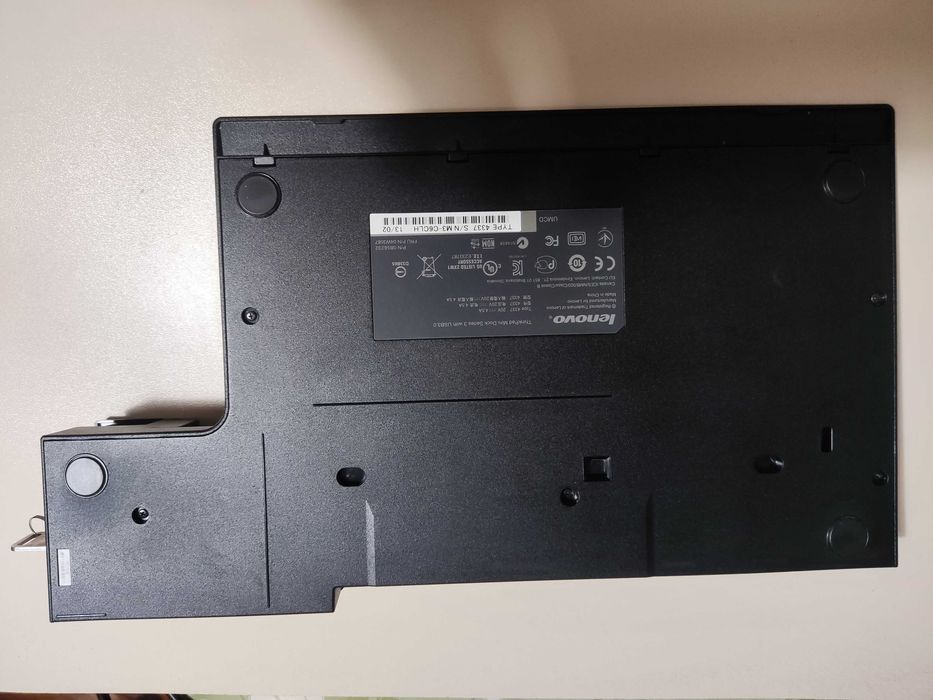 Докинг станция за леново Lenovo docking station type 4337