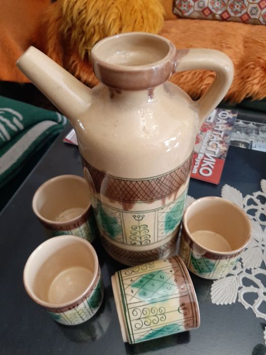 Керамичен сервиз  за вино  ръчна изработка  Нов неизползван