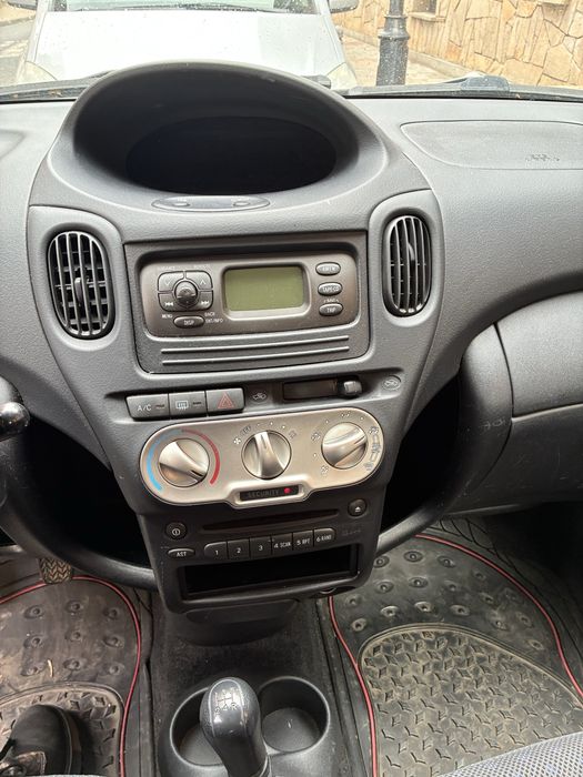 Тойота ярис версо  D4D 1.4 дизел