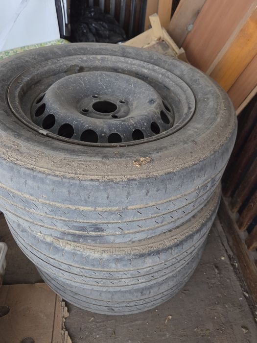 Продам шина r15/195/65