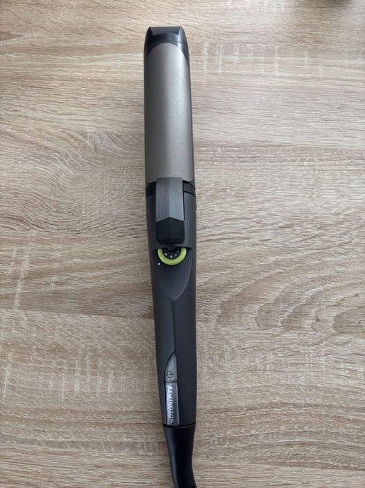 Маша за коса с щипка Remington