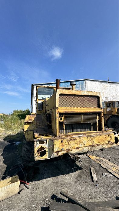 Продам К-700 2 единицы