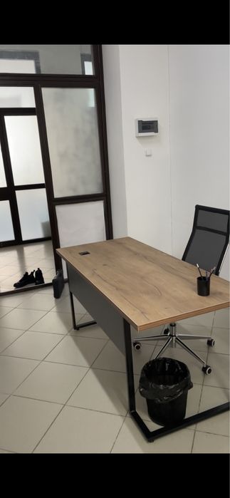 Рабочий стол 1600×700 мм