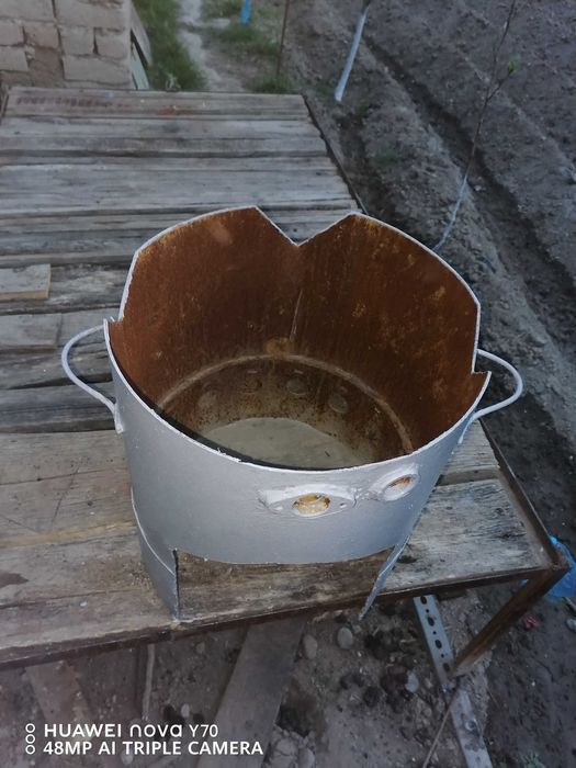 Лист, кормушка, ўчоқ ва бочка