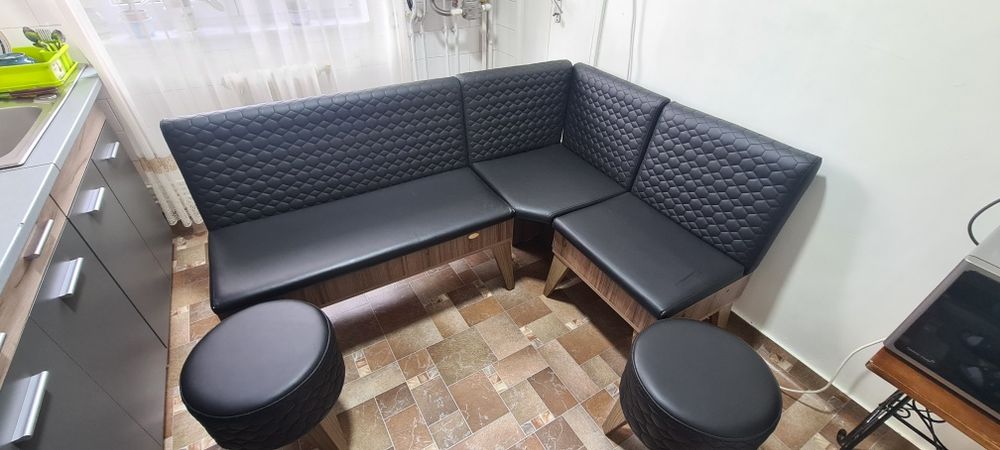 Vând colțar bucătărie Pandora + 2 tabureti