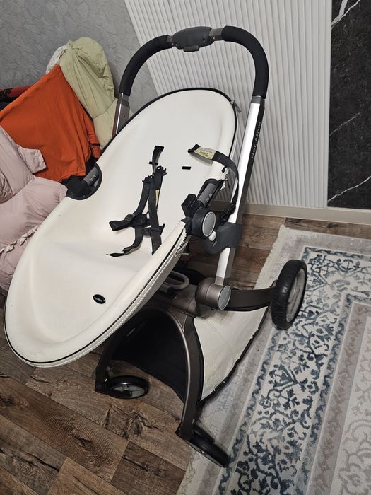 Коляска Hot Mom в хорошем состоянии