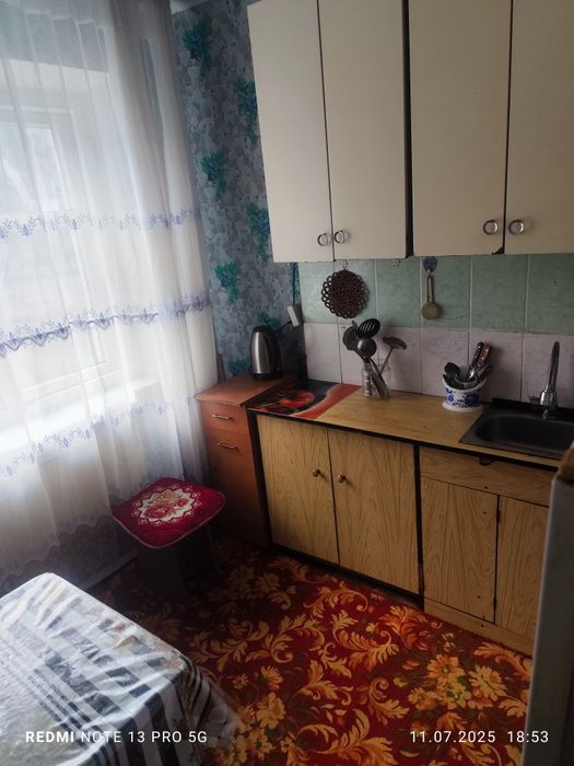 Посуточно 2 комнатная квартира.