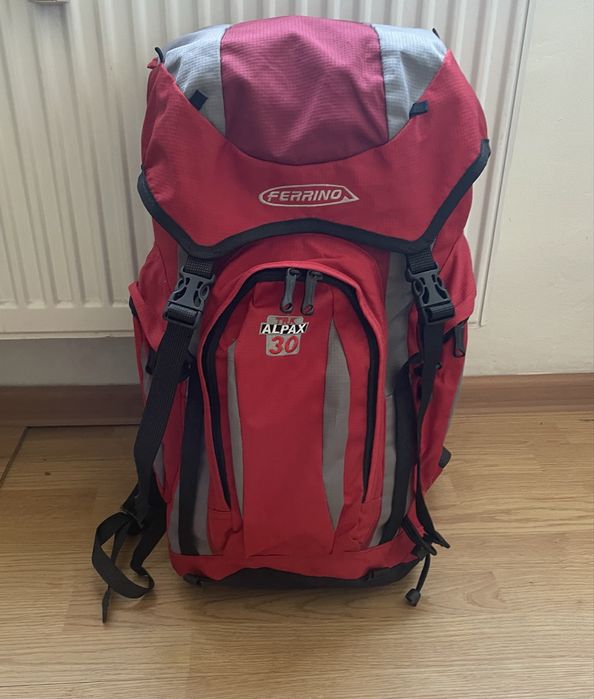 Rucsac de munte rosu/red 30 litri