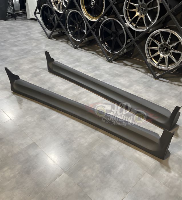 Пороги Liberal Subaru Forester SF