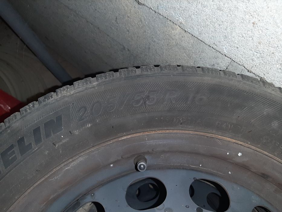 Vând roti de vw Caddy