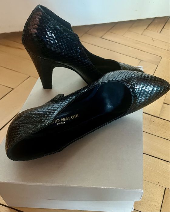 Официални дамски обувки