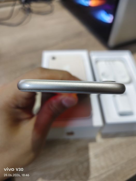 iPhone 7 32Gb Gold полный комплект