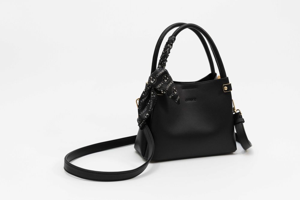 Ежедневна дамска чанта AMORE Fiorella - Black