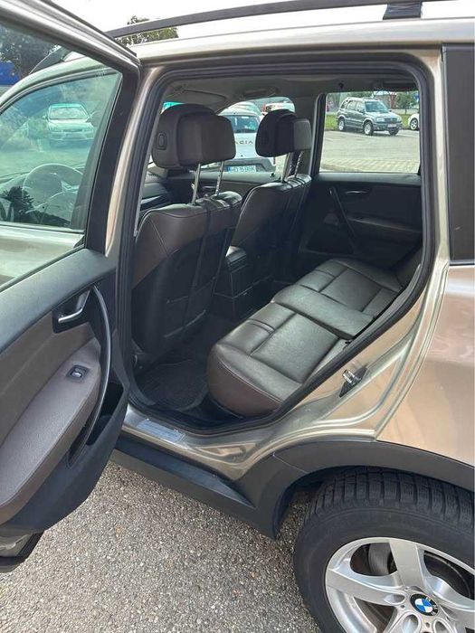 BMW X3 facelift 2.0 XDrive 177cp