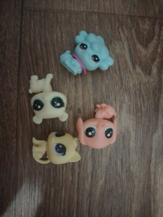 Продам фигурки LPS набор