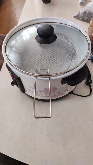 2-штукиНовая японская фритюрница  ampia JAPAN Мулинекс по меньше.