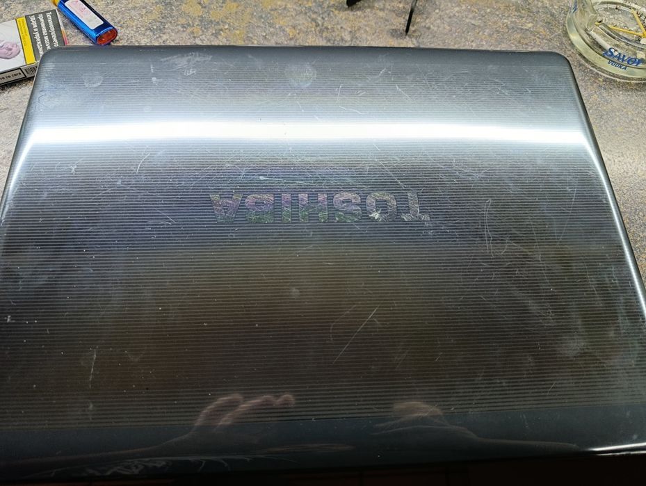 Toshiba Satellite P300-1C9