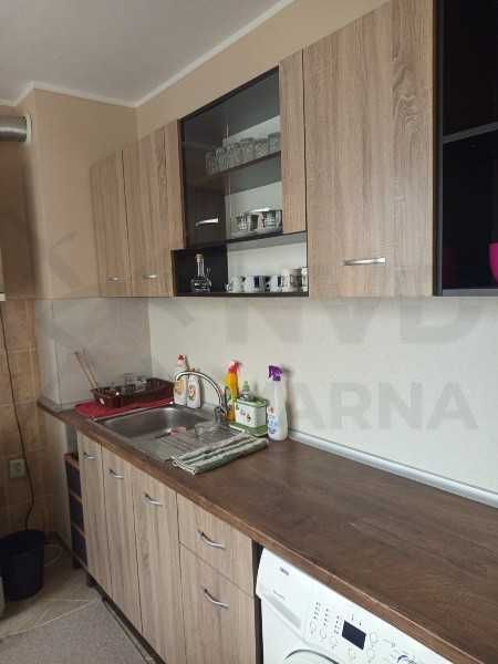 Дава се под наем тристаен апартамент в Спортна Зала! 21868572