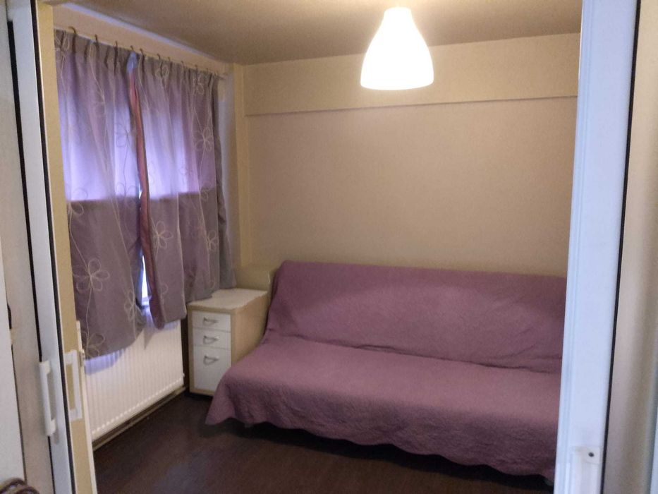 Apartament 2 camere de vanzare