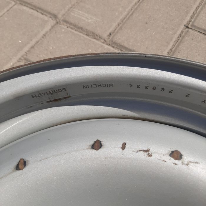 Продам диски от пежо 3шт R14