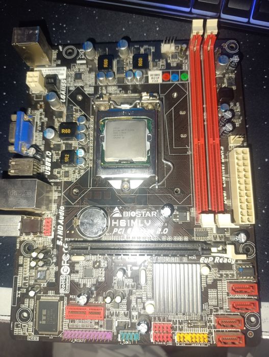 Материнская плата