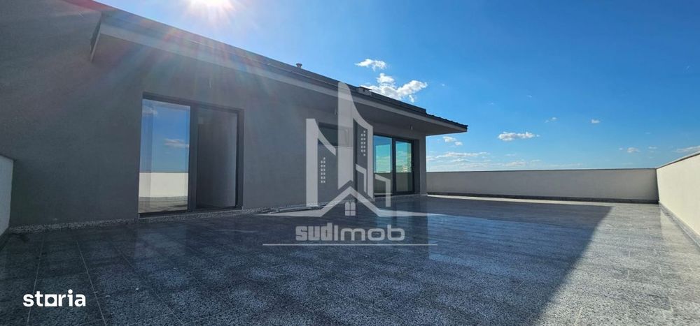 Penthouse 4 camere 2 bai si terasa 110 mp in complexul Green Garden.
